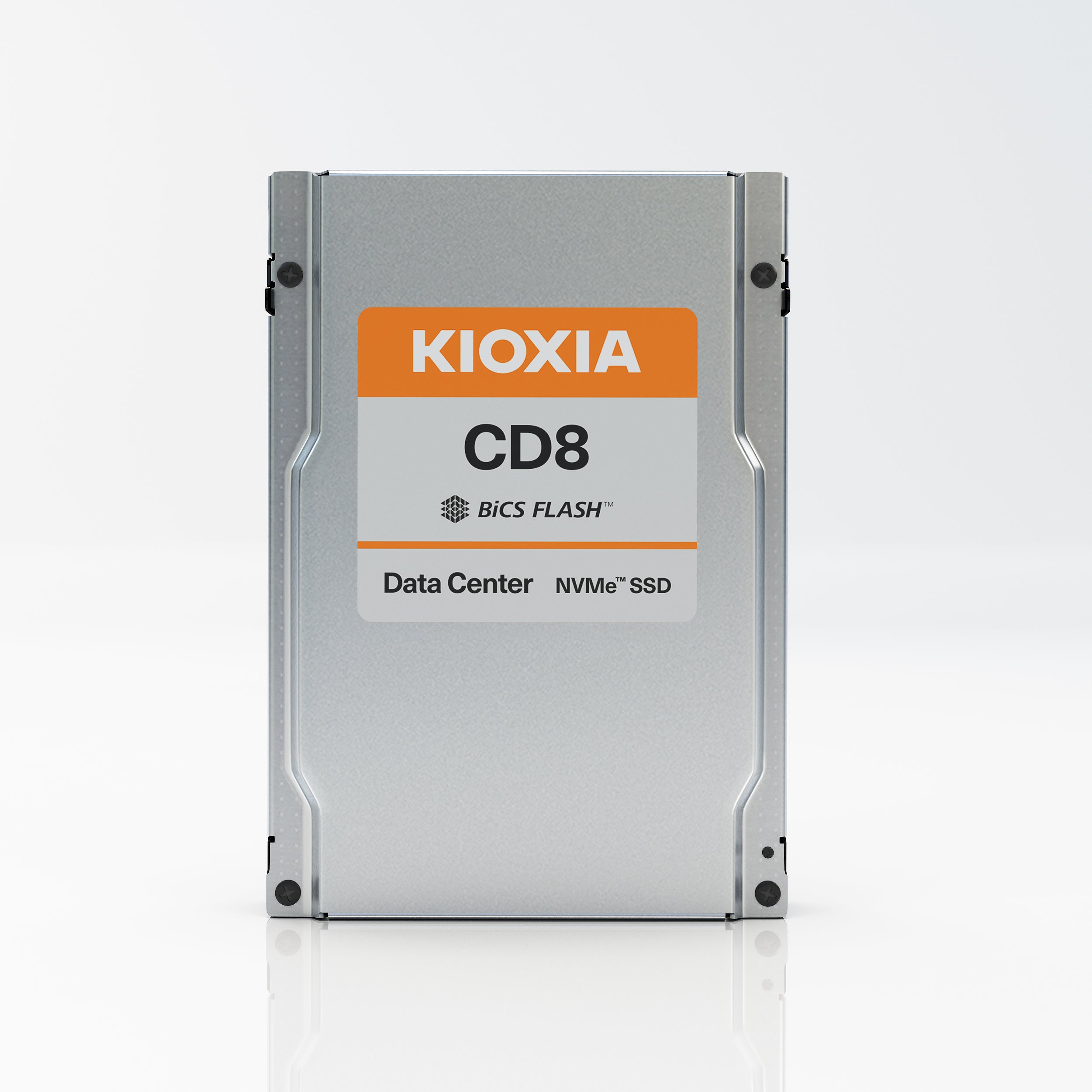 KIOXIA CD8-V (2.5 بوصة) - SSD متعدد الاستخدامات بسعة 6.4 تيرابايت و3 DWPD PCIe 4.0