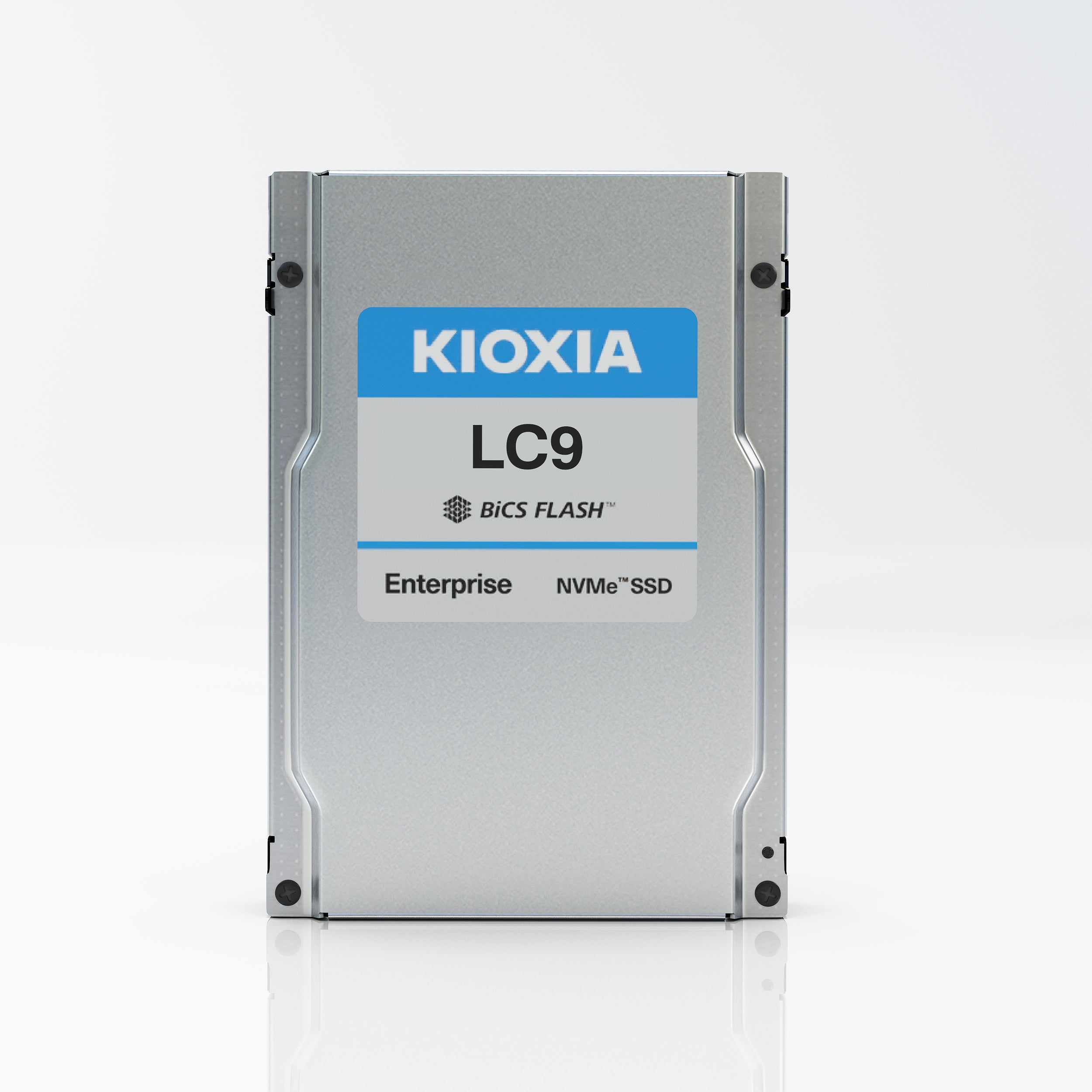 KIOXIA LC9 (2.5 بوصة) - قرص SSD بسعة 122.88 تيرابايت AI 0.3 DWPD PCIe 5.0