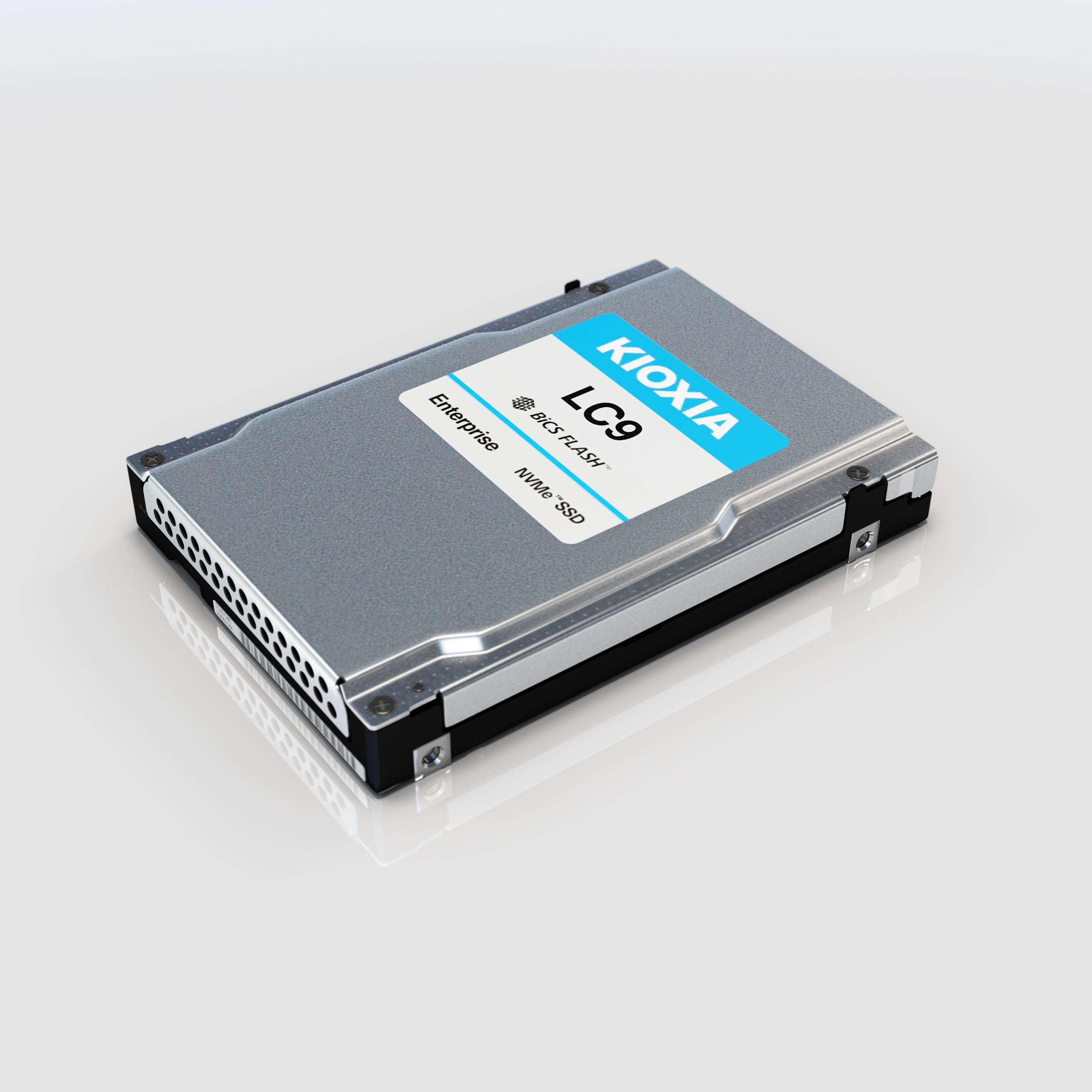 KIOXIA LC9 (2.5-inch) - 122.88TB AI 1 DWPD PCIe 5.0 SSD